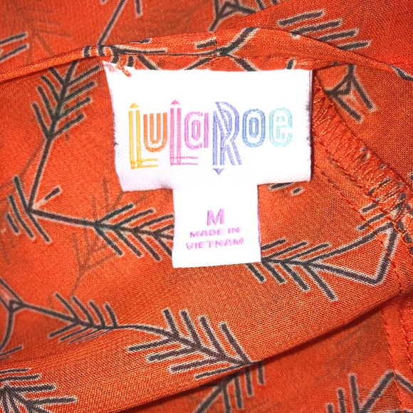 ❄️3/$18❄️ LulaRoe | Lindsay Arrow Kimono | M - Picture 2 of 8